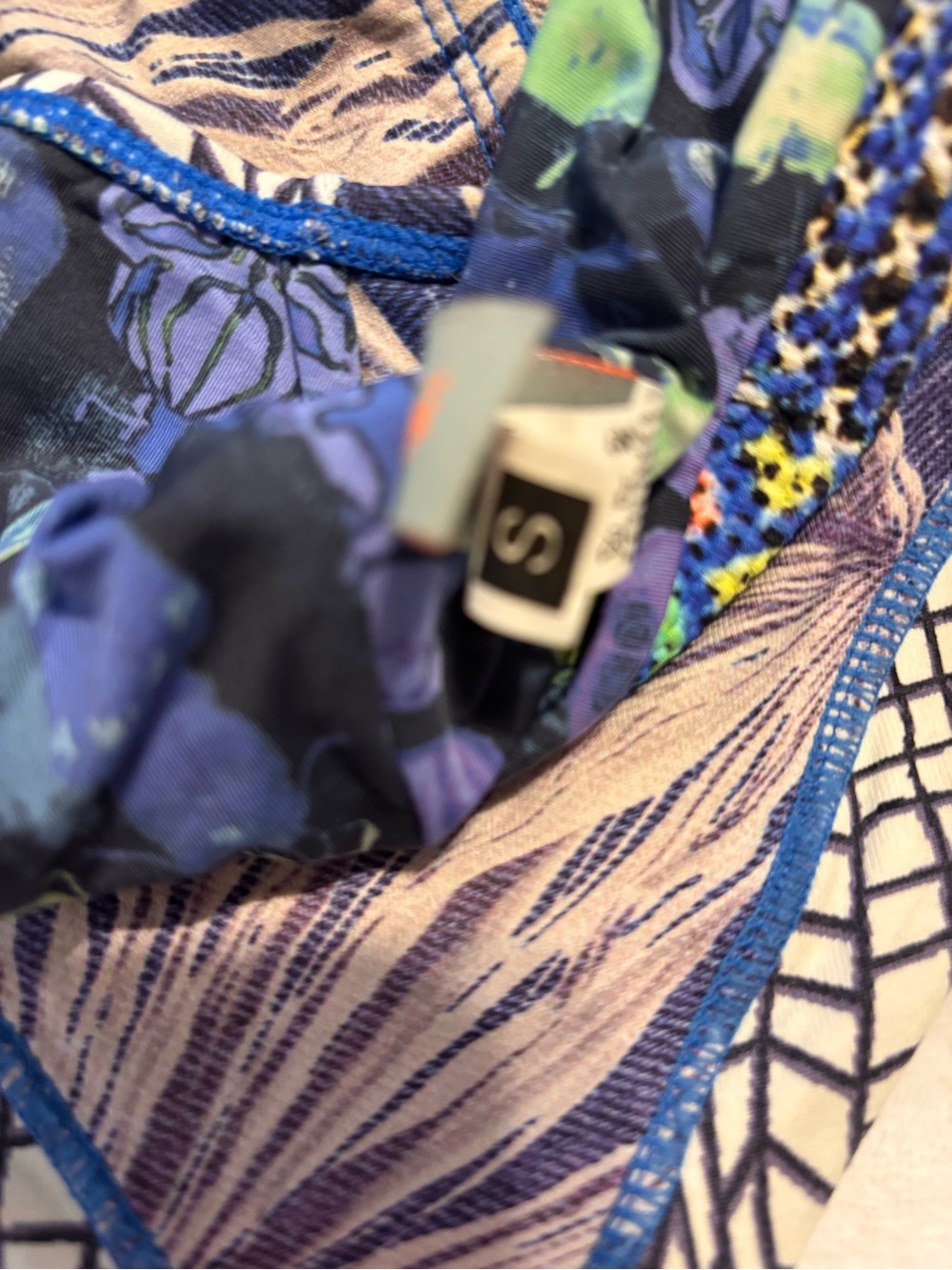 Maaji Mixed-Print Bikini Set with Tropical and Geometric Details small - Picture 3 of 4